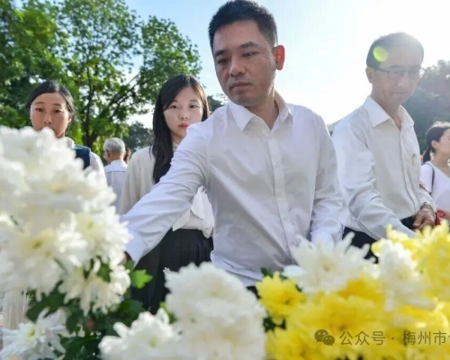 3200余华侨青年驰援抗战！马来西亚华人社团缅怀南侨机工
