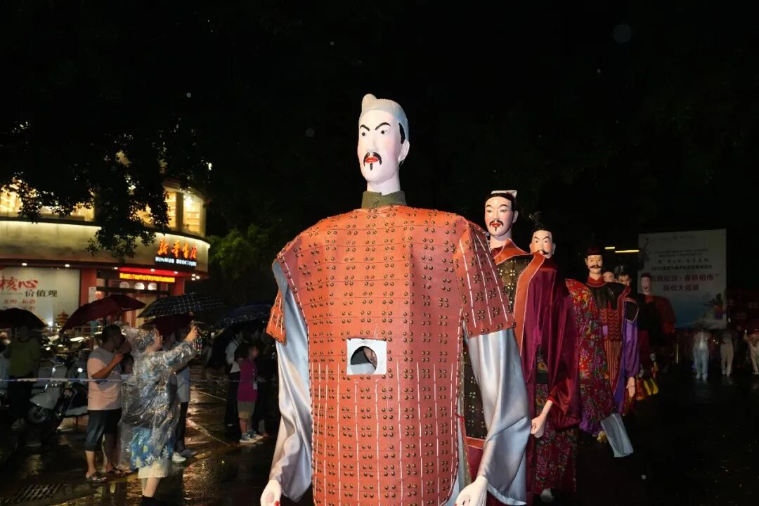 全国木偶非遗奇妙夜在上杭启幕，24支剧团同台献技「指尖绝技」